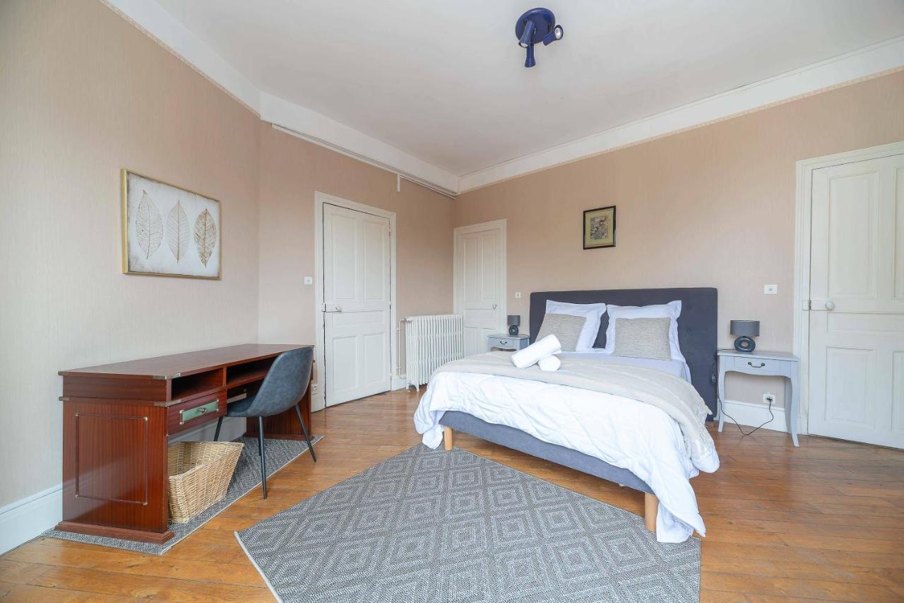 Le Rue Neuve - Appartement Calme Et Lumineux Виши Экстерьер фото