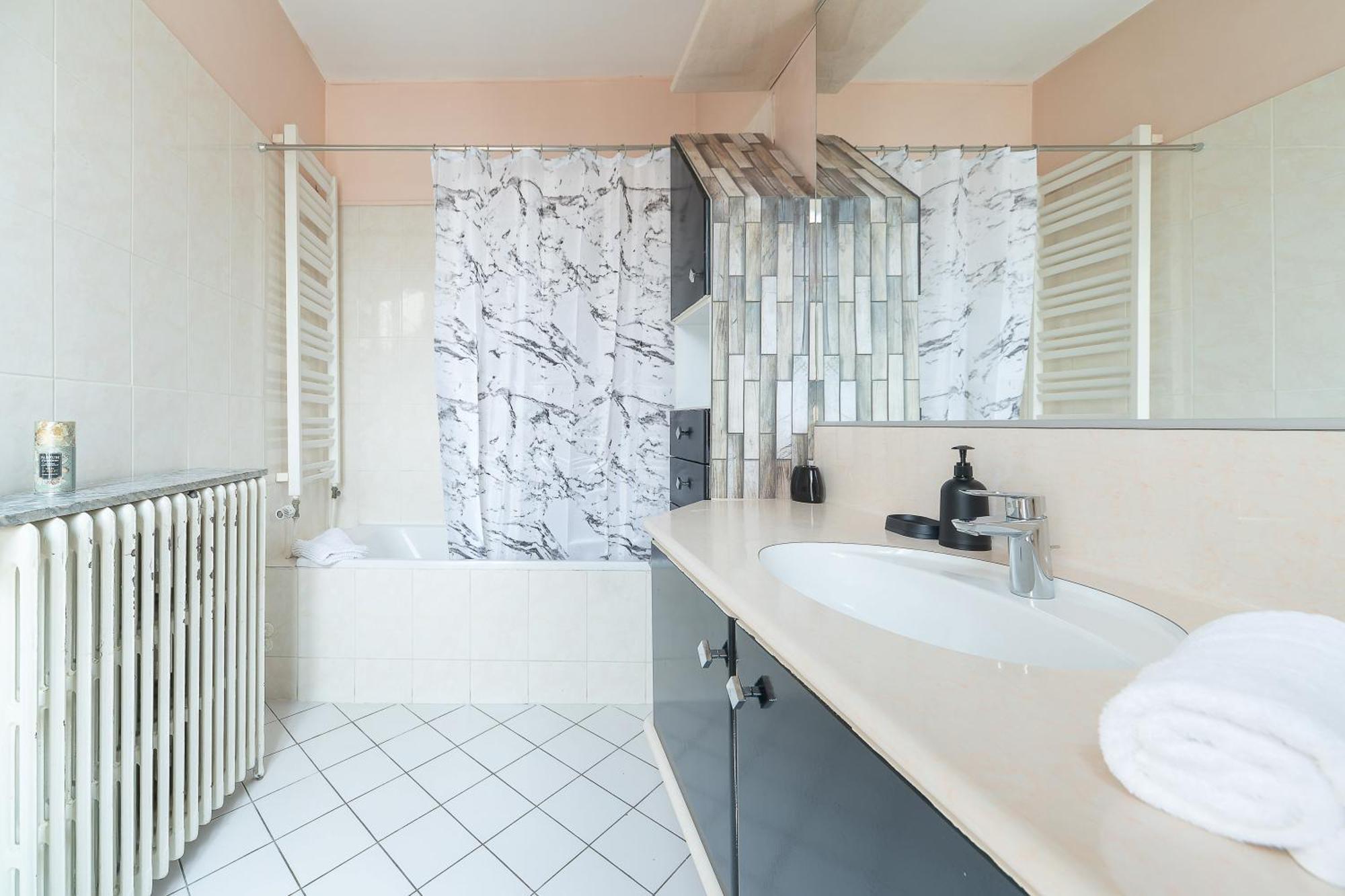 Le Rue Neuve - Appartement Calme Et Lumineux Виши Экстерьер фото