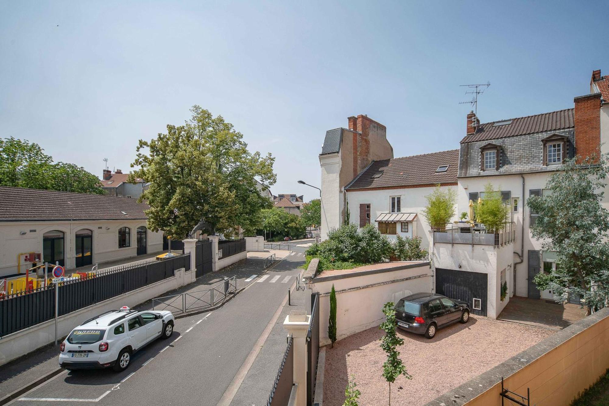 Le Rue Neuve - Appartement Calme Et Lumineux Виши Экстерьер фото