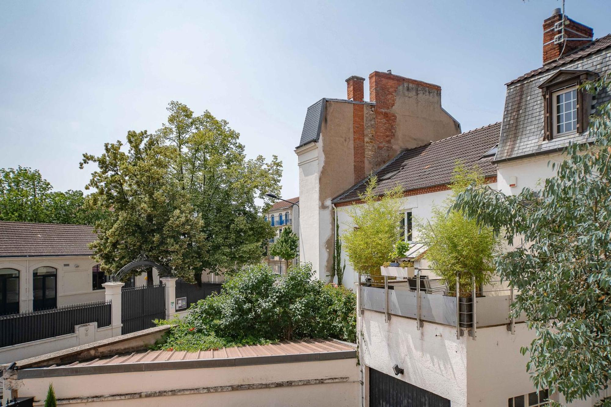 Le Rue Neuve - Appartement Calme Et Lumineux Виши Экстерьер фото