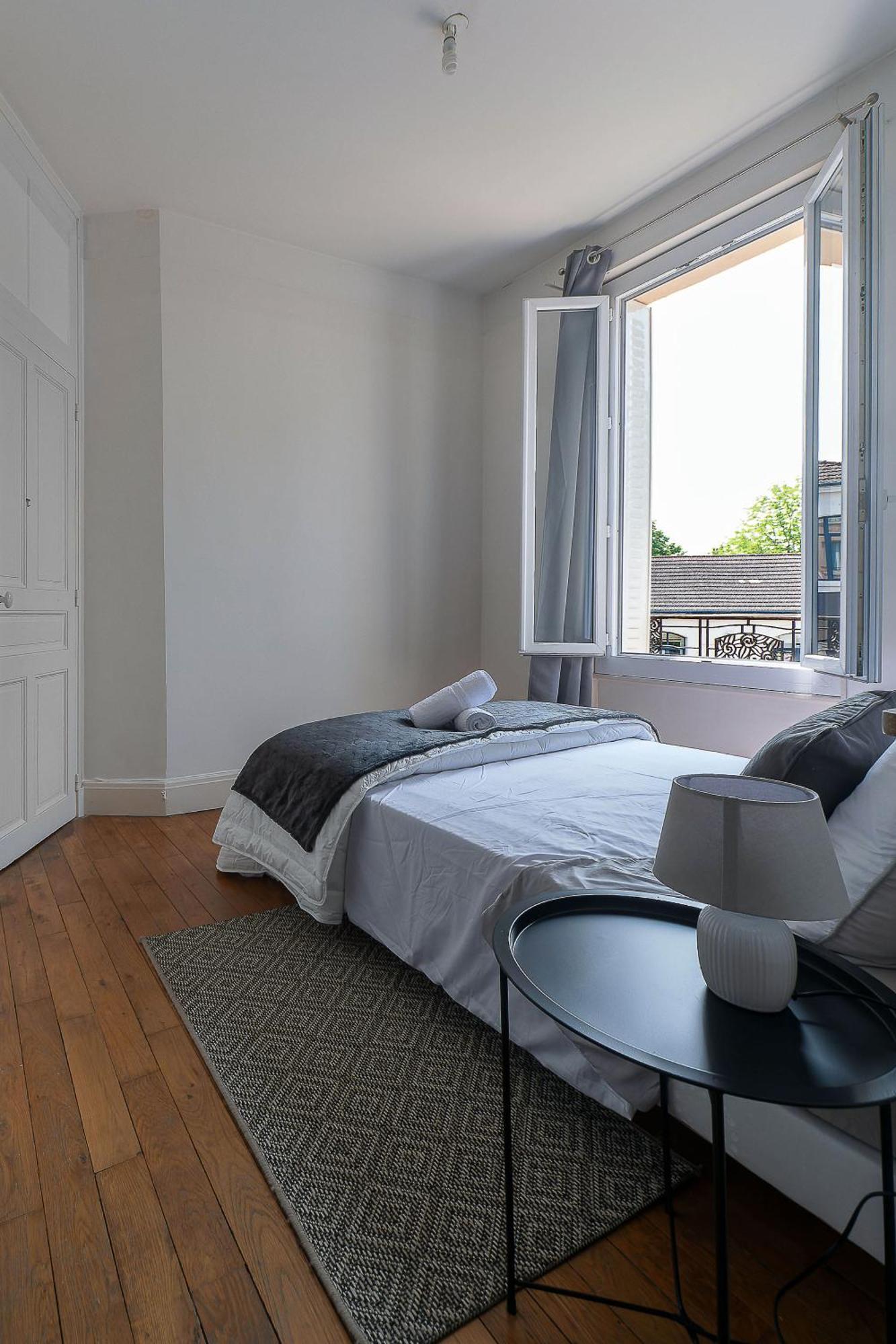 Le Rue Neuve - Appartement Calme Et Lumineux Виши Экстерьер фото