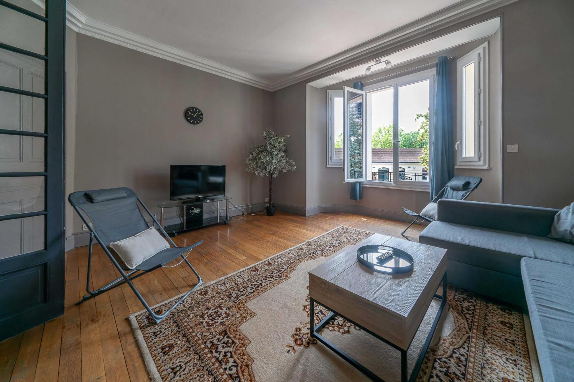 Le Rue Neuve - Appartement Calme Et Lumineux Виши Экстерьер фото